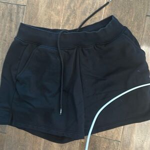 Alo drawstring shorts